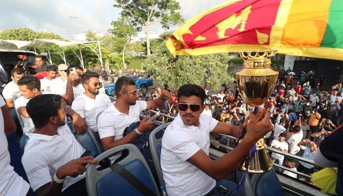Tim Sri Lanka menerima sambutan meriah saat kembali