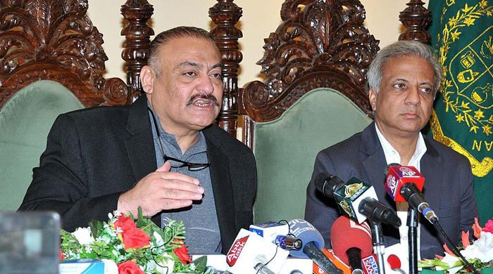 Health minister decries PTI ‘propaganda’, says 'no shortage' of paracetamol
