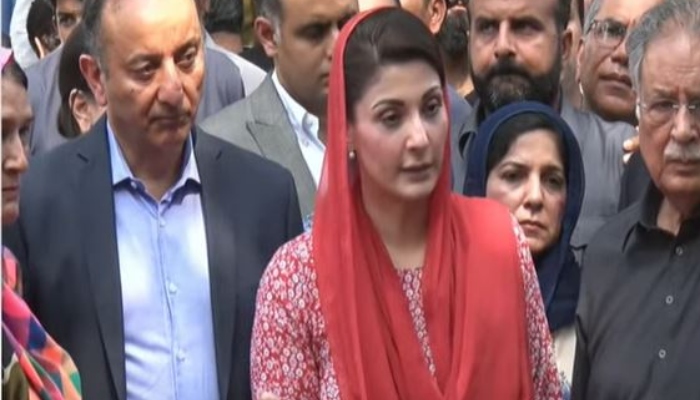 PML-N Vice President Maryam Nawaz speaking to journalists in Islamabad on September 15, 2022.— YouTube screengrab/Hum News Live