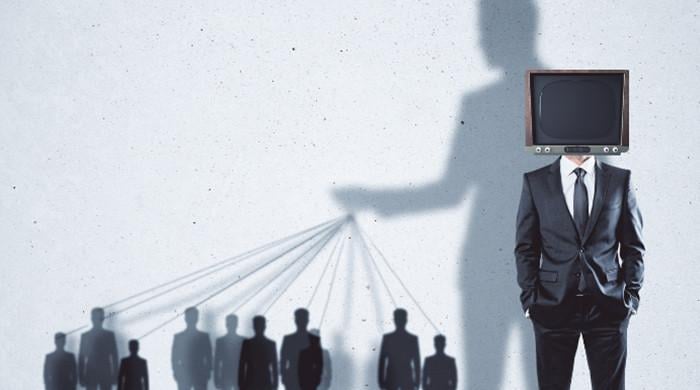 How political cults function