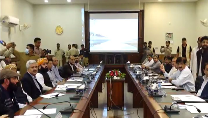 Murad setuju dengan pemerintah federal untuk membangun Sukkur-Hyderabad Motorway Murad setuju dengan pemerintah federal untuk membangun Sukkur-Hyderabad Motorway
