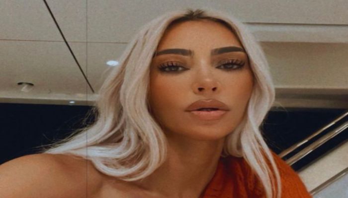 Why Kim Kardashian avoids from deleting Pete Davidsons pictures?