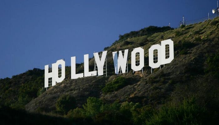 Tanda penuaan Hollywood untuk mendapatkan facelift
