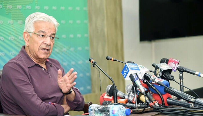 Defence Minister Khawaja Asif addresses a press conference in Islamabad on September, 17, 2022. — PID