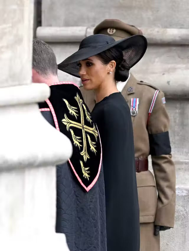 Meghan Markle and Prince Harry arrive for Queens funeral at Westminster Abbey