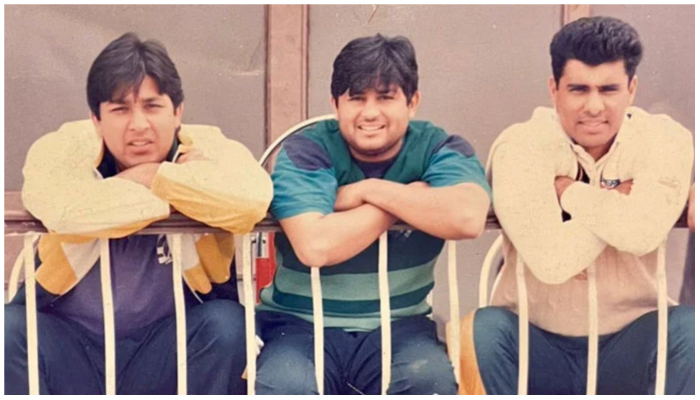 (L to R) Former cricketers Inzamam-ul-Haq,Mushtaq Ahmed, andWaqar Younis. — Twitter