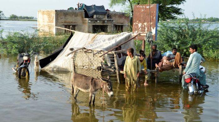How can Pakistan reduce impacts of climate change on the poorest