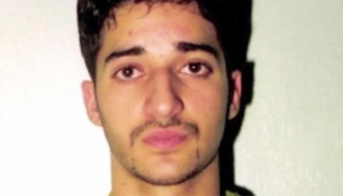 عدنان سید صرف 19 سال کے تھے جب انہیں عمر قید کی سزا سنائی گئی۔— CNN