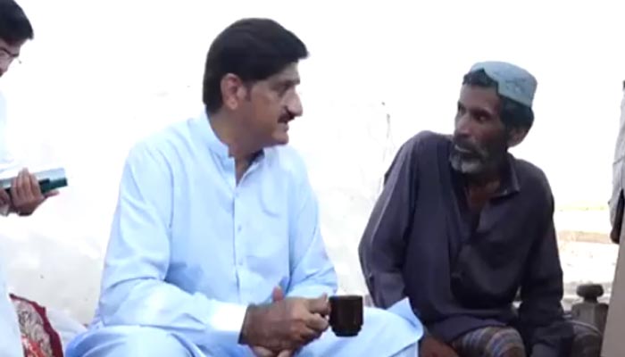 Chief Minister Sindh Syed Murad Ali Shah visiting Larkana toassess the flood situation. — Screengrab via Twitter/ SindhCMHouse