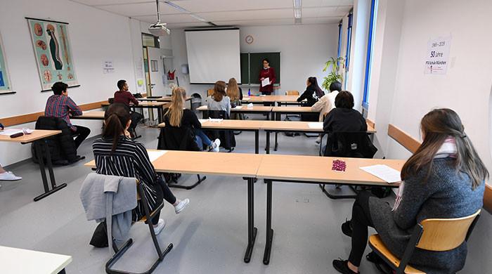 What makes a good teacher? What makes a good teacher?