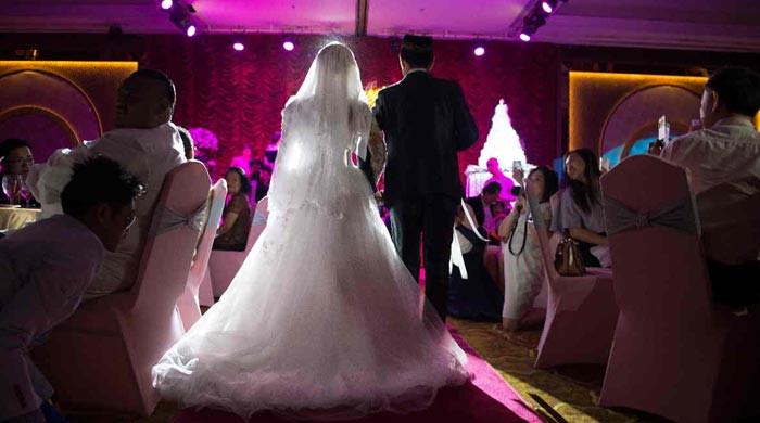 Groom asks mother-in-law to leave wedding venue because of irritating perfume