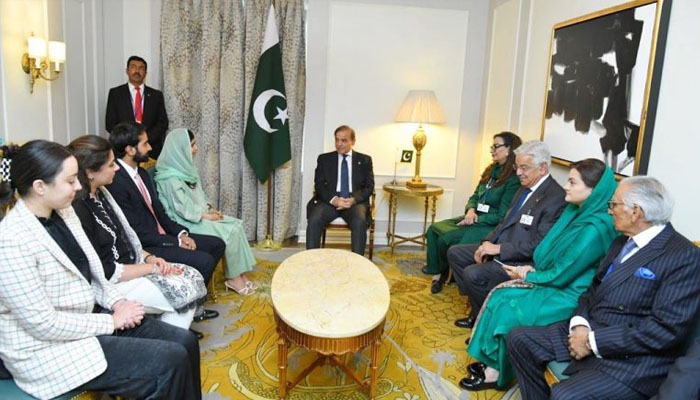 Prime Minister Shehbaz Sharif meeting with Malala Yousafzai. —APP