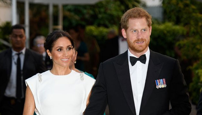 Meghan Markle ultimatum to Prince Harry: Confirm Im your girlfriend