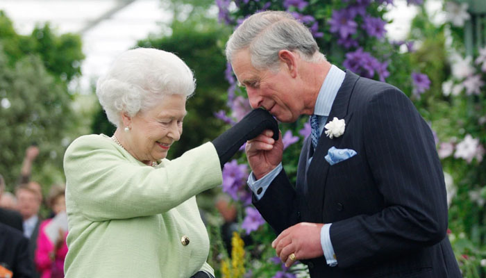 King Charles’ official portrait includes heartwarming tribute to the Queen