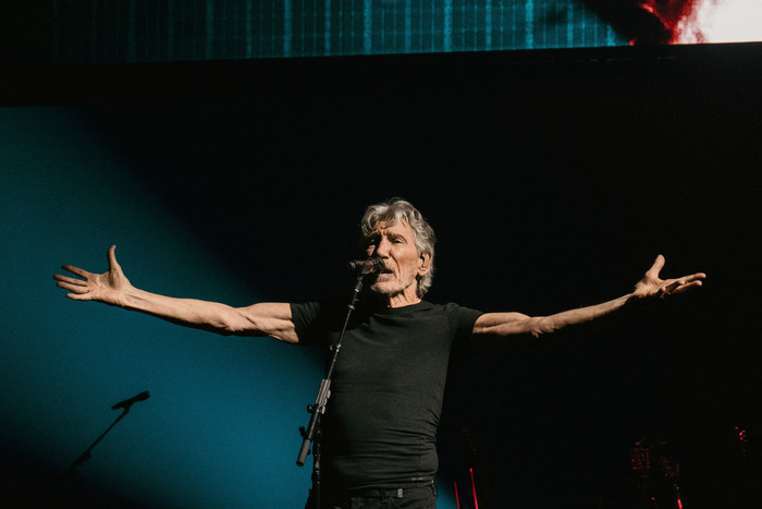 Roger Waters concert in Poland pulled off amid Ukraine war row