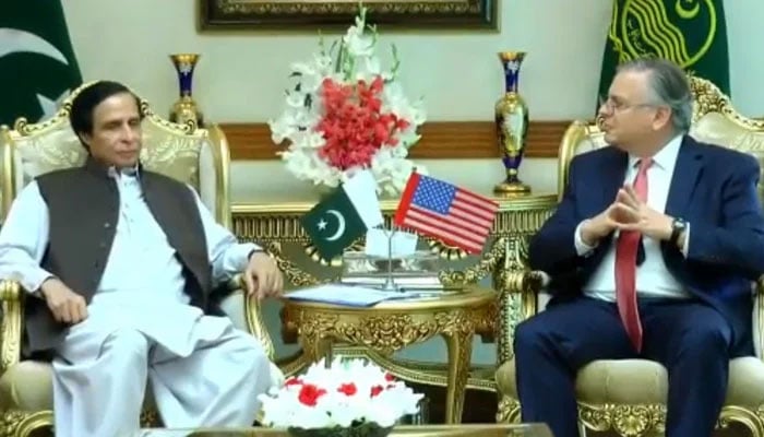 US ambassador Donald Blome calls on Punjab CM Elahi at the CM House, Lahore on September 28, 2022. Screengrab of a TV video.