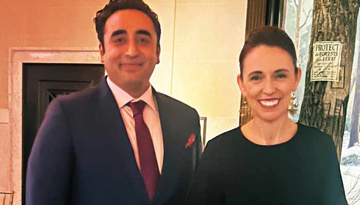 Bilawal shares his photographs with NZ PM Jacinda Ardern. Twitter