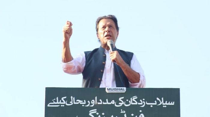 Khan says Dar bankrupted Pakistan every time