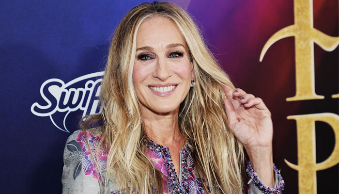 Sarah Jessica Parker dons Armani shalwar kameez for Hocus Pocus 2 premiere