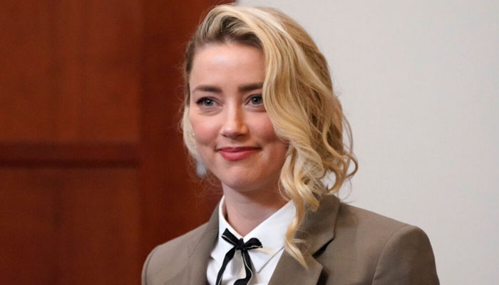 Amber Heard realiza un viaje de lujo a España porque le debe mucho dinero al equipo legal