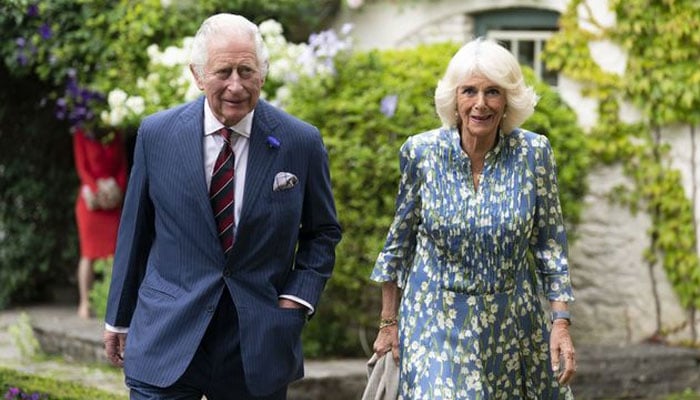 Charles, Camilla make 1st joint public engagement since mourning period ended