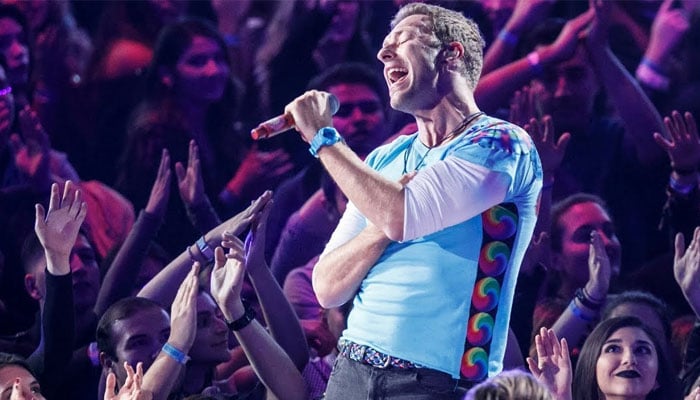 Coldplay suspends tour due to Chris Martin’s ‘serious lung infection’