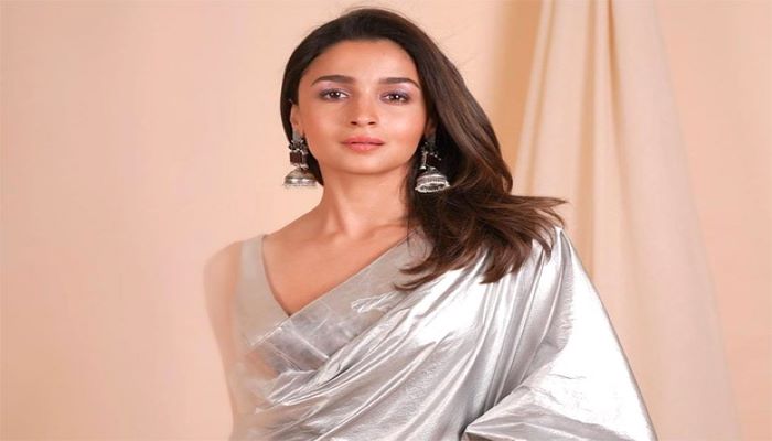 Alia Bhatt talks about her relationship with mother Soni Razdan