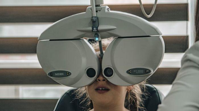This eye test could predict early death and heart disease risk