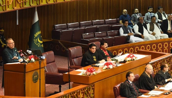President Dr Arif Alvi addressing a joint sitting of the Parliament while Speaker National Assembly Raja Pervaiz Ashraf presiding the session in Parliament House. — PID