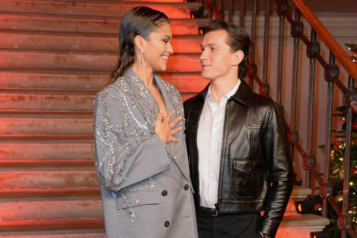 Tom Holland Calls ridiculous Height A Double Standard Latest News