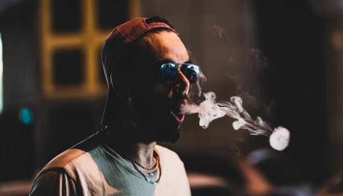 Teenagers vaping is a 'concerning' health risk, say US offcials - Vimarsana News