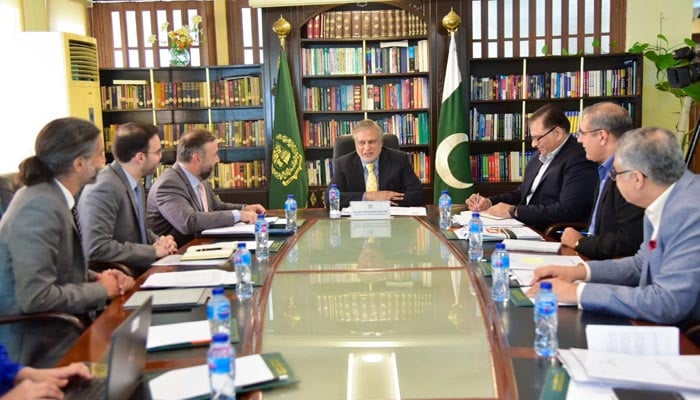 Federal Minister for Finance and Revenue Ishaq Dar meets World Bank Country Director Najy Benhassine at Finance Division on Saturday (October 8, 2022). — Twitter/@FinMinistryPak