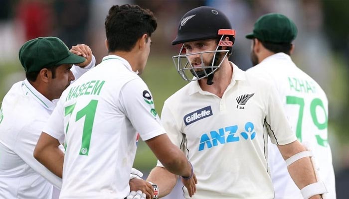 Pakistan pacer Naseem Shah (L) and New Zealand skipper Kane Williamson. — AFP