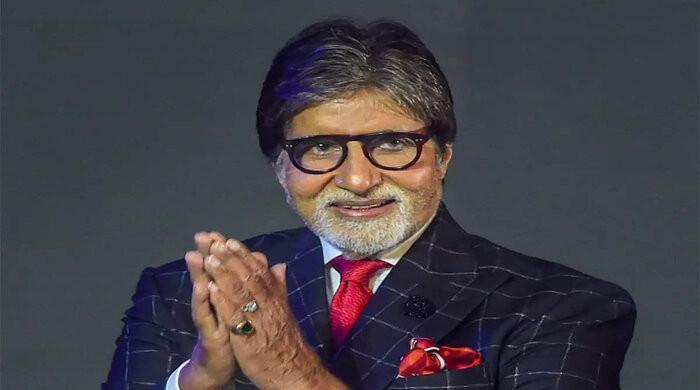 Amitabh Bachchan receives birthday greetings from fans with placards