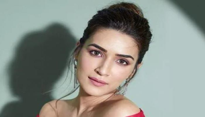 Kriti Sanons mother Geeta Sanon says her students call her Kritis mom now