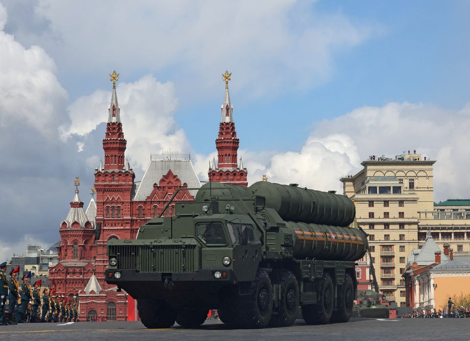 A Russian S-400 missile defence system drives in Red Square during a parade on Victory Day, which marks the 77th anniversary of the victory over Nazi Germany in World War Two, in central Moscow, Russia May 9, 2022.