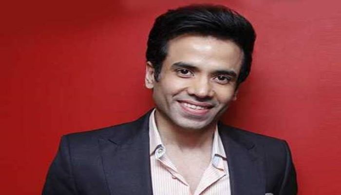 Tusshar Kapoor reveals he waited for Kareena Kapoor for 12-14 hours on a film set