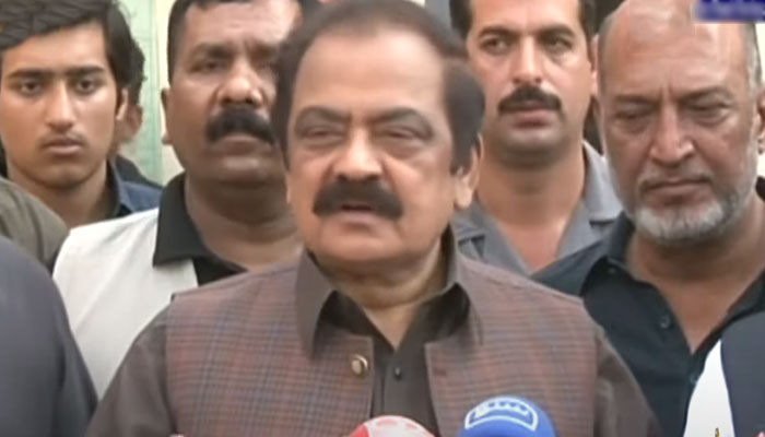 PML-N leader and Interior Minister Rana Sanaullah addressing a press conference in Faisalabad, on October 16, 2022. — YouTube/Geo News