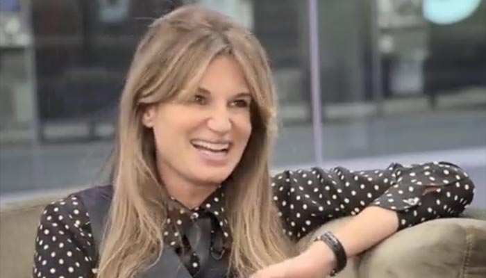 WATCH: Jemima Khan impresses Pakistanis by singing classic Urdu song