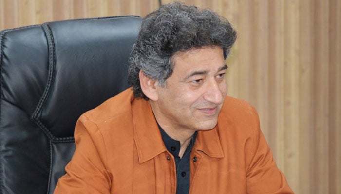 Senior Khyber Pakhtunkhwa Minister Atif Khan chairing a meeting. — Twitter