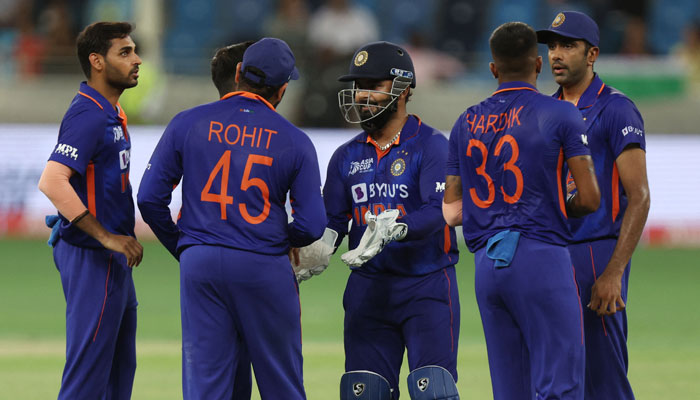 India akan mengunjungi Bangladesh pada bulan Desember untuk ODI dan Tes