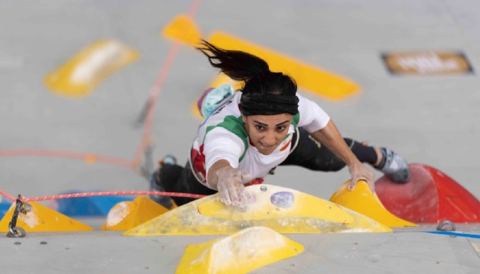 Iranian climber Elnaz Rekabi. — AFP