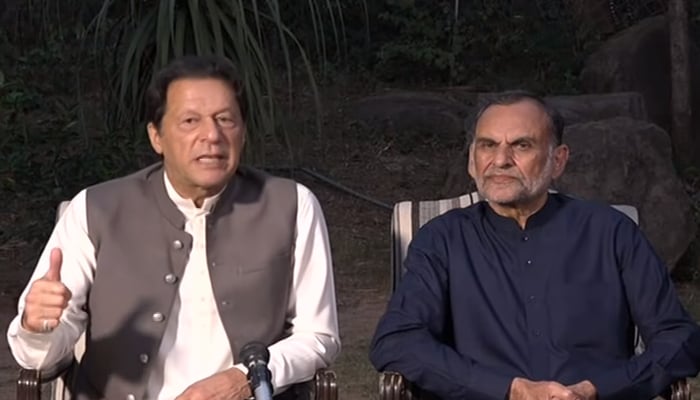 PTI Chairman Imran Khan addressing a press conference in Islamabad, along with Senator Azam Swati, on October 22, 2022. — YouTube/GeoNewsLive