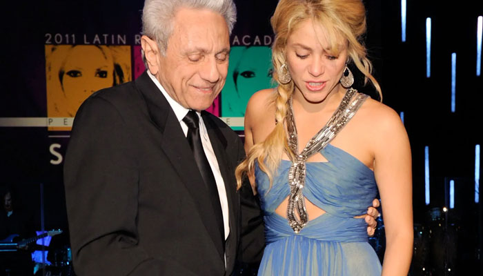 Shakira appears ‘crestfallen’ after her father’s hospitalization