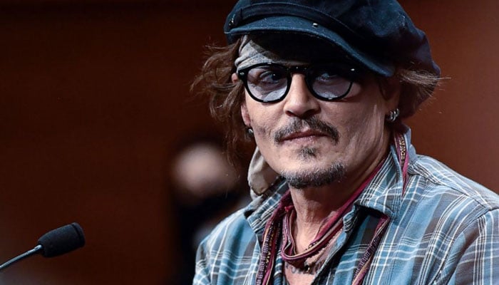 Johnny Depp makes surprise visit to hometown in Kentucky