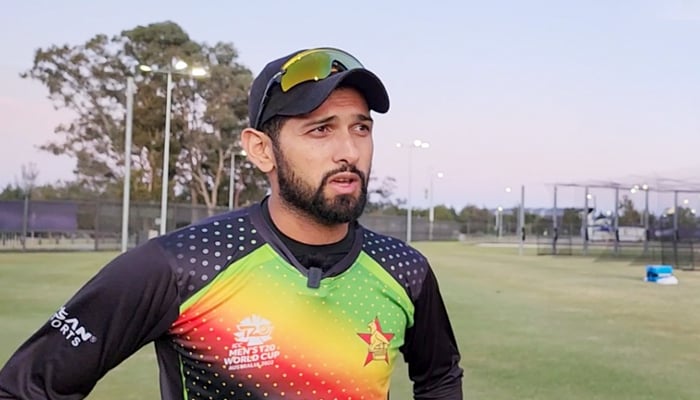 Zimbabwean cricketer Sikandar Raza speaks during an exclusive interview with Geo News in Perth, on October 26, 2022. — Photo by author