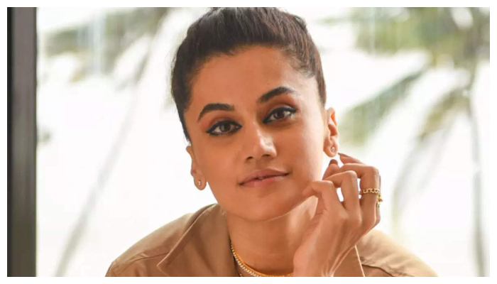 Tapsee Pannu is being compared with Jaya Bachchan after her recent interaction with the paps