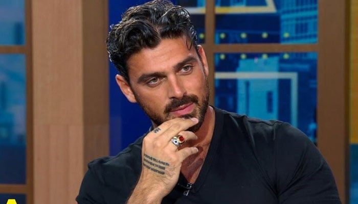 Bintang Netflix ‘365 Days’ Michele Morrone mengecam hotel Korea karena rasisme