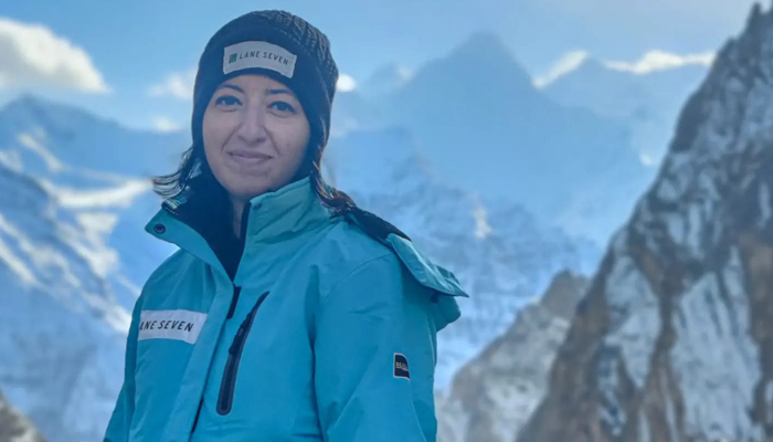Samar Khan berhasil mencapai puncak perawan 5.610m