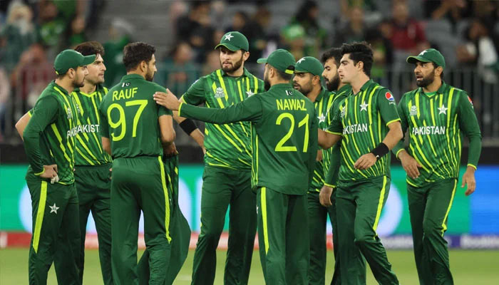 Pakistan players celebrate the dismissal of Craig Ervine of Zimbabwe during the ICC Twenty20 World Cup 2022. — AFP